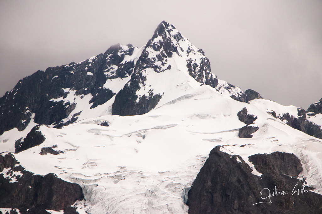 Nevado Rajuntay Pico